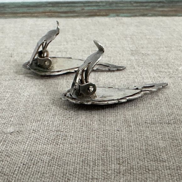 Vintage Siam Dancer Sterling Silver Black Niello Enamel Earrings Clip-on 50's - Picture 13 of 16